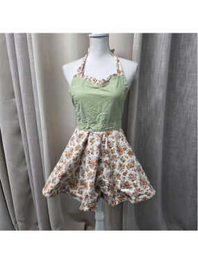 Vintage-Inspired Sweetheart Apron Floral Reversible Cottagecore Coquette